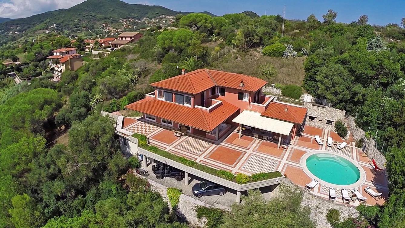 Villa Elba — Private Heliport & Gulf Views