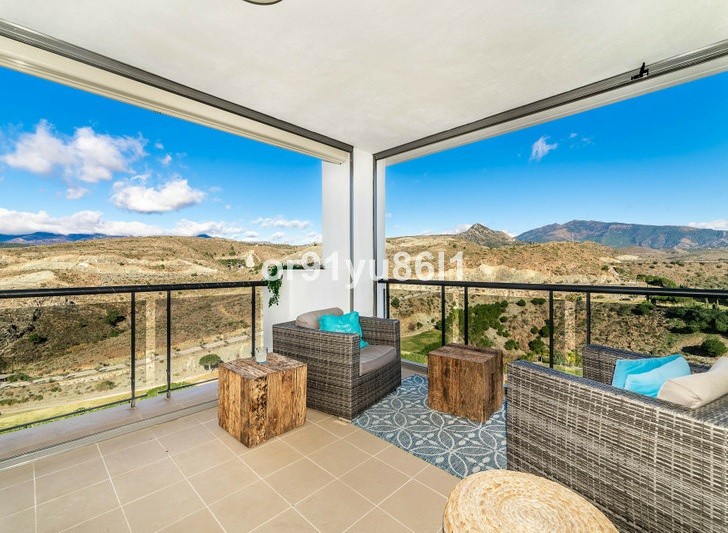 Acosta — Golf-View Apartment, Los Flamingos